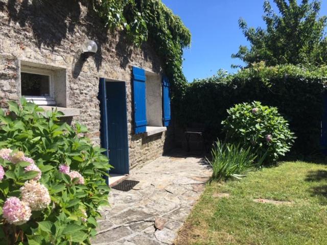Hébergement de vacances Adorable Penty En Pierres En Bord De Tréogat