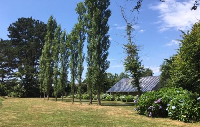 Adorable Penty En Pierres En Bord De Holiday home Treogat